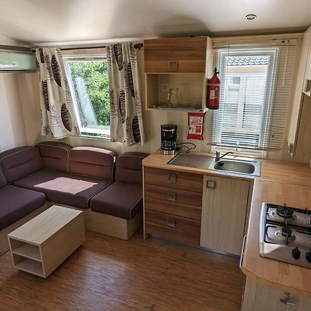 Hôtel Lubea Camping à Apt Extérieur photo